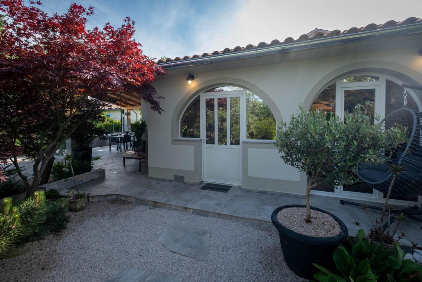 Kosta Villa Brzac